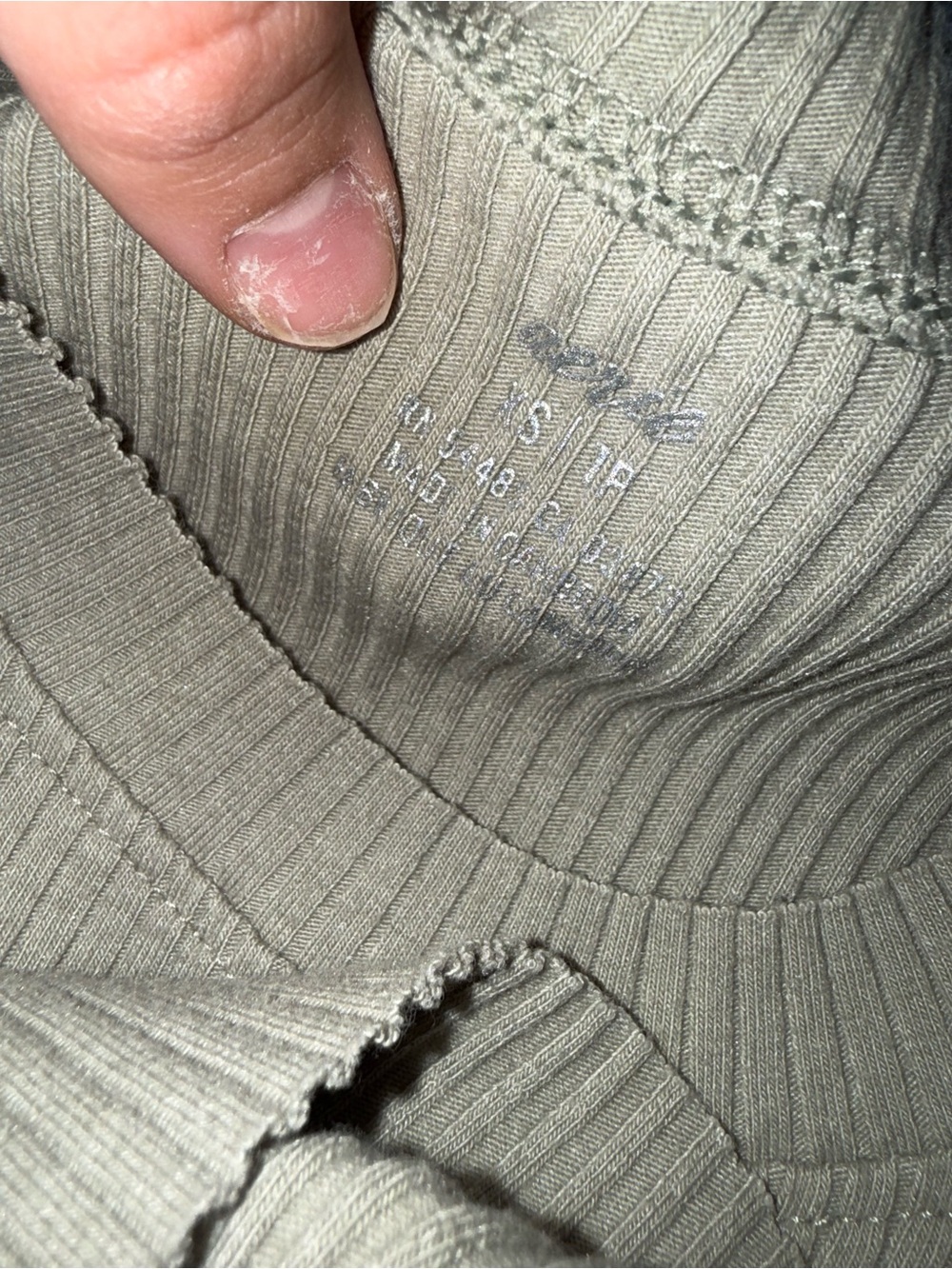 Aerie (XS) Light Green Lightly Ribbed Crop Top - Picture 2 of 5